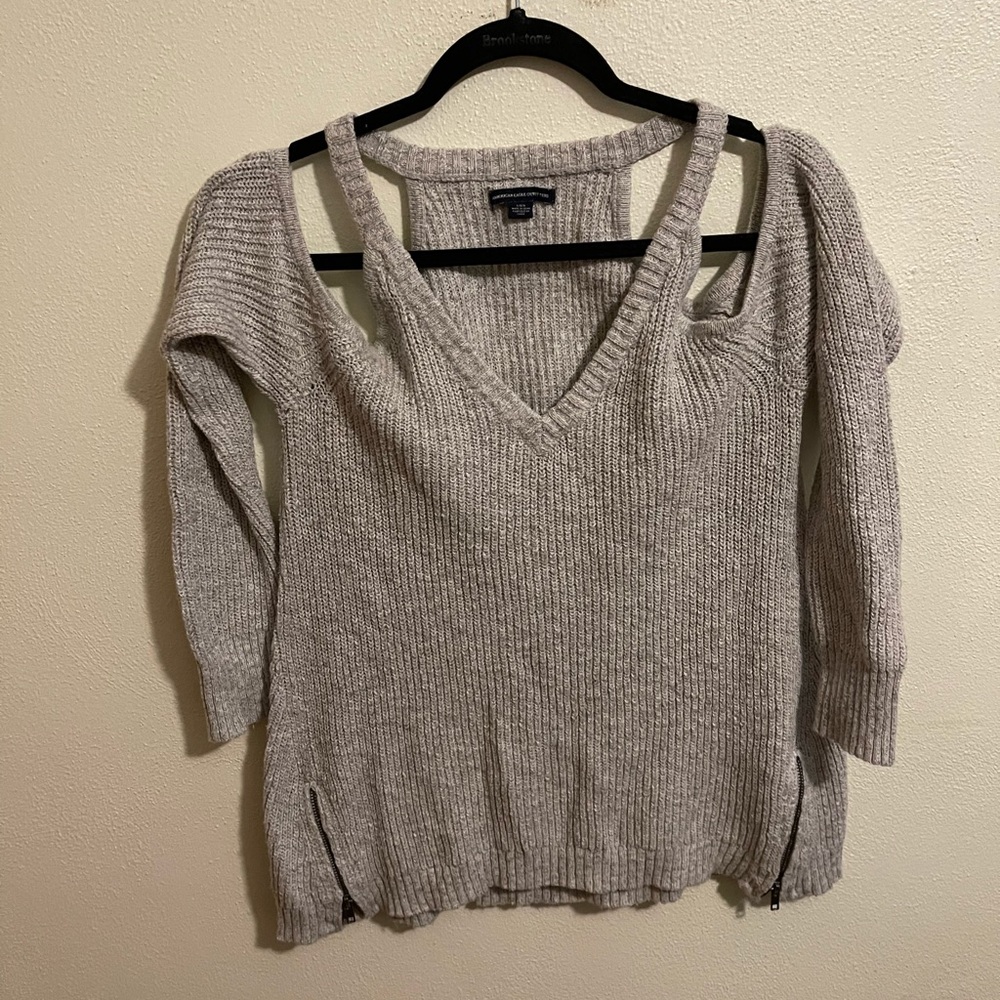 Long sleeve dress shirts & sweaters